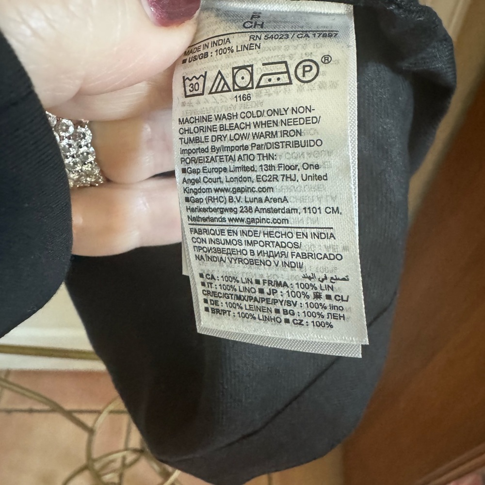 Banana Republic Black Linen Top - Picture 8 of 10